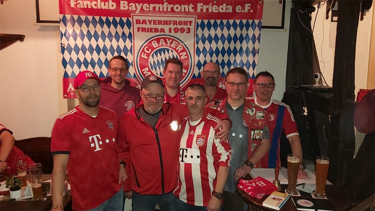 Der Vorstand der Bayernfront Frieda